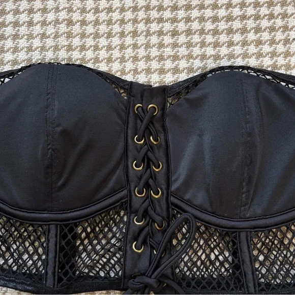 Urban Outfitters | ‘Out From Under’ Strapless Corset Bra - Picture 7 of 16